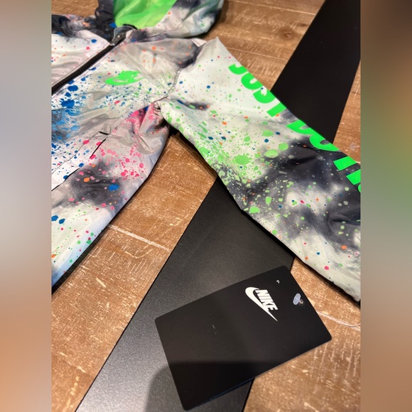 Nike Boys JUST DO IT Windbreaker 24 Months - Picture 5 of 9